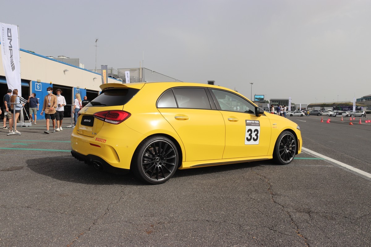 Mercedes-Benz AMG Performance Day: in pista a Vallelunga