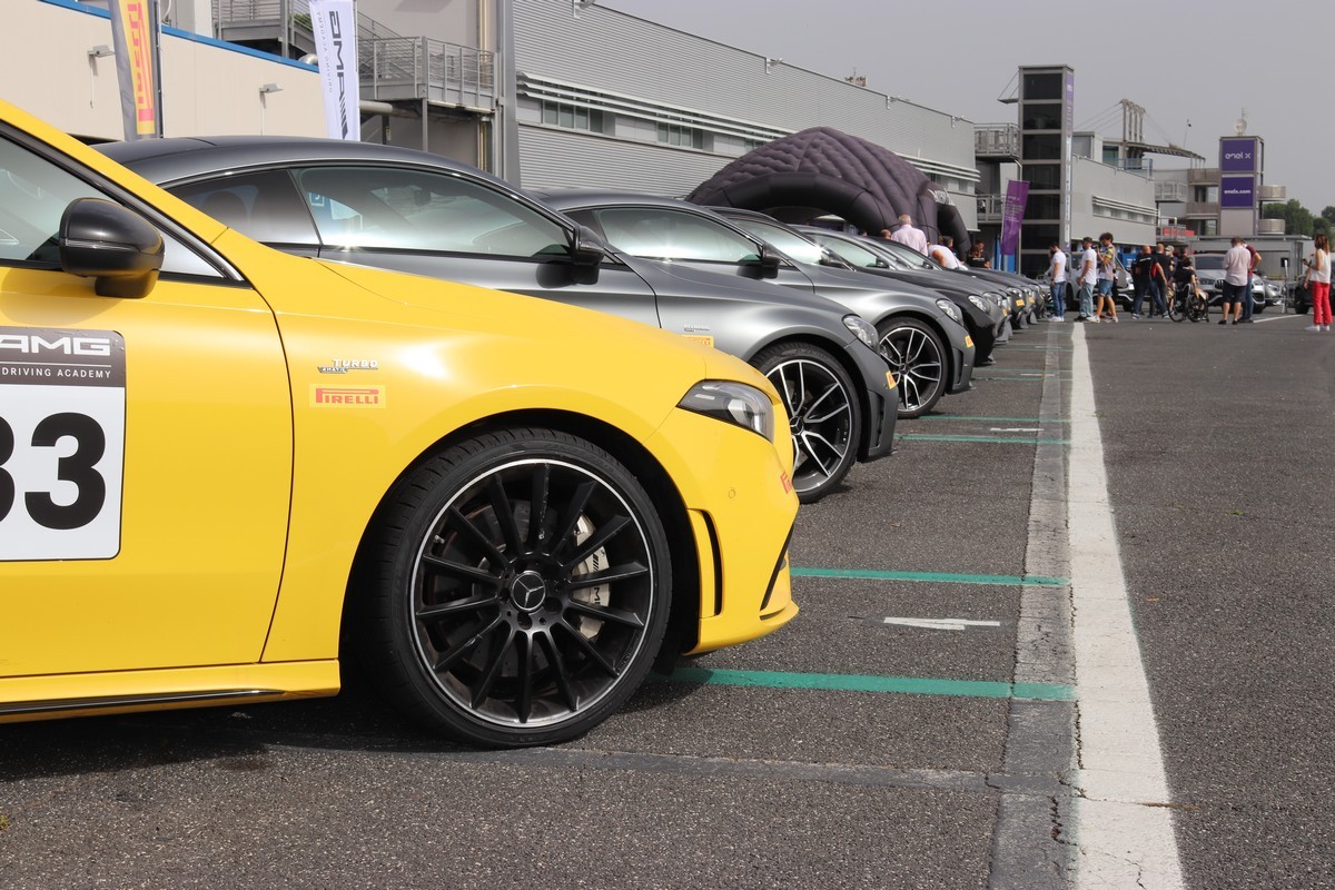 Mercedes-Benz AMG Performance Day: in pista a Vallelunga