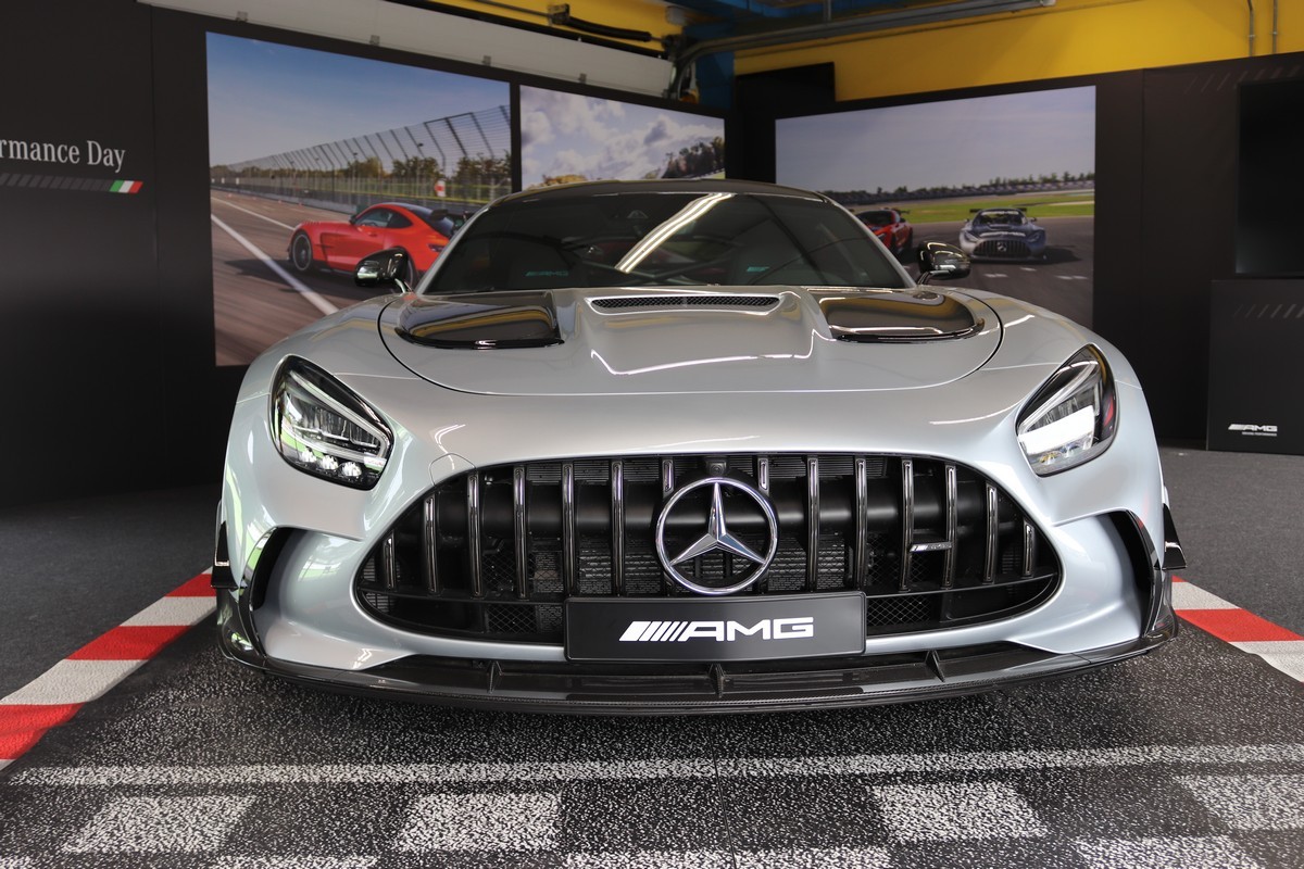 Mercedes-Benz AMG Performance Day: in pista a Vallelunga