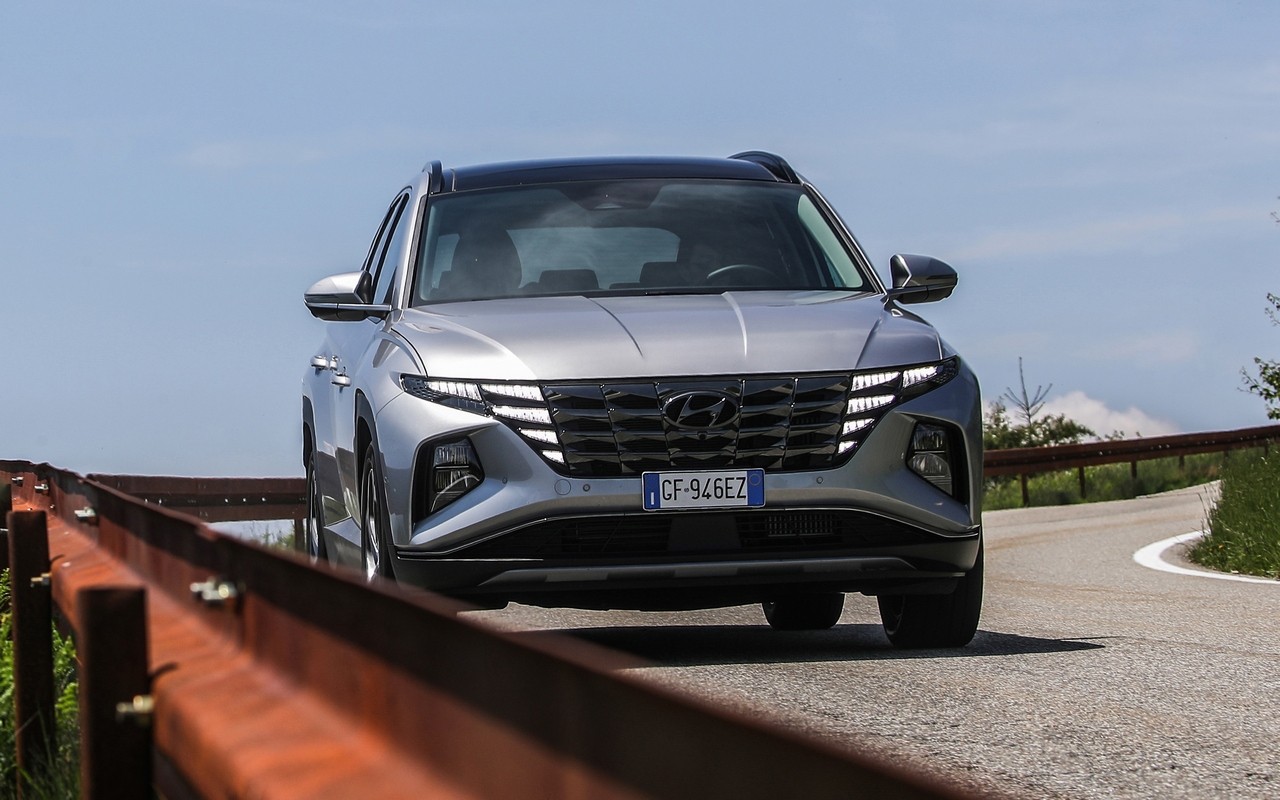 Hyundai Tucson plug-in: le immagini ufficiali