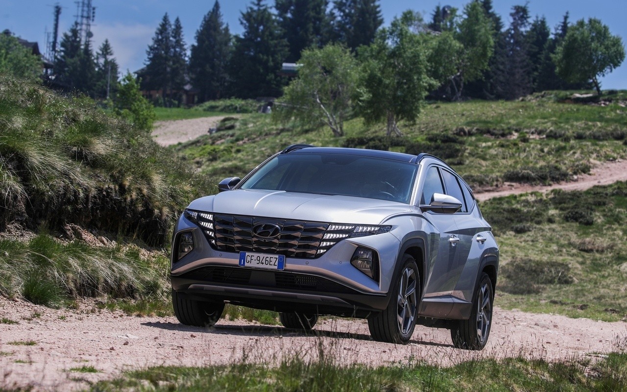 Hyundai Tucson plug-in: le immagini ufficiali