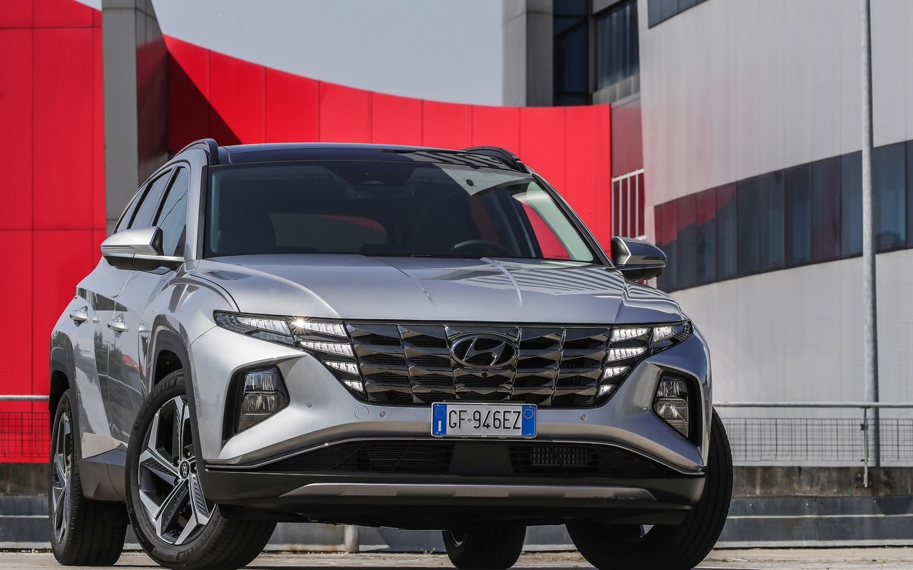 Hyundai Tucson plug-in: le immagini ufficiali