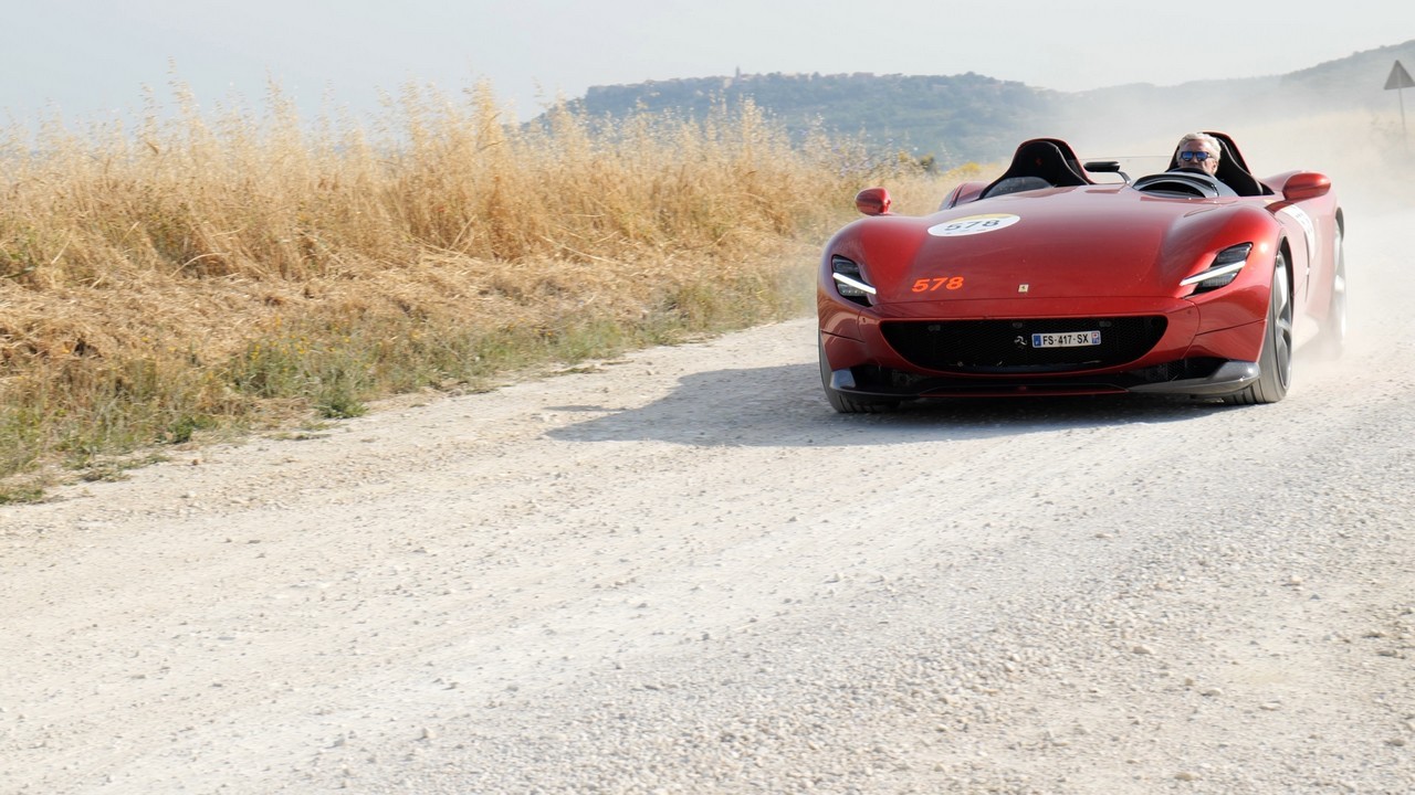 1000 Miglia: il Ferrari Tribute con la 812 GTS