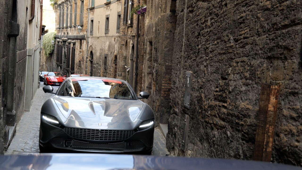 1000 Miglia: il Ferrari Tribute con la 812 GTS