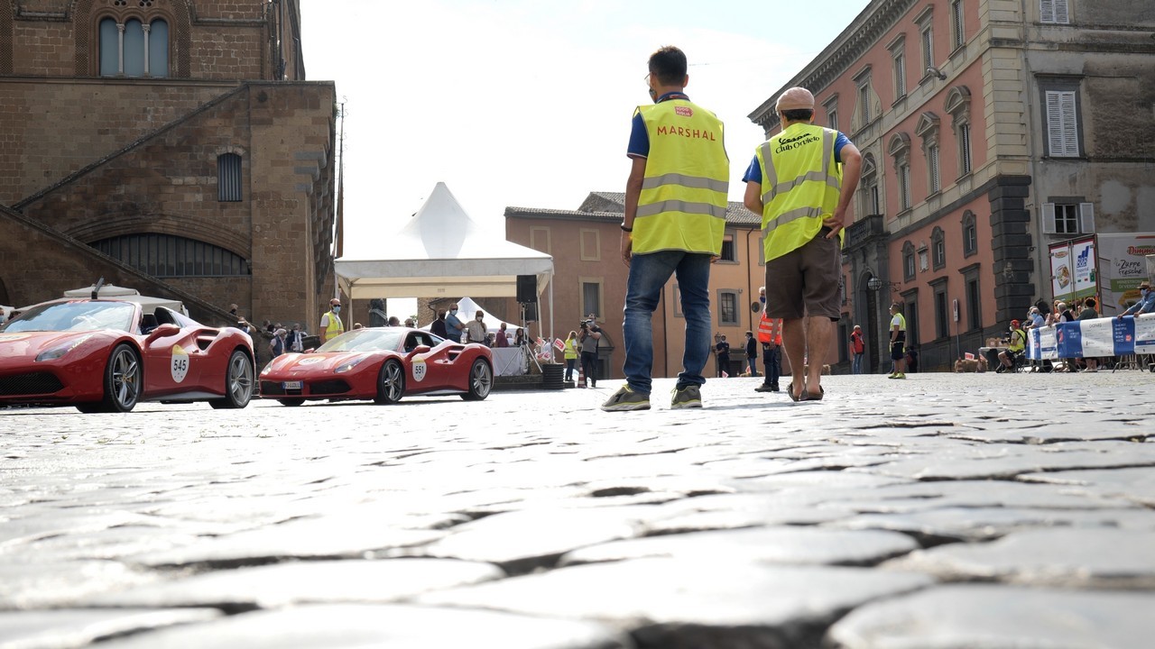 1000 Miglia: il Ferrari Tribute con la 812 GTS