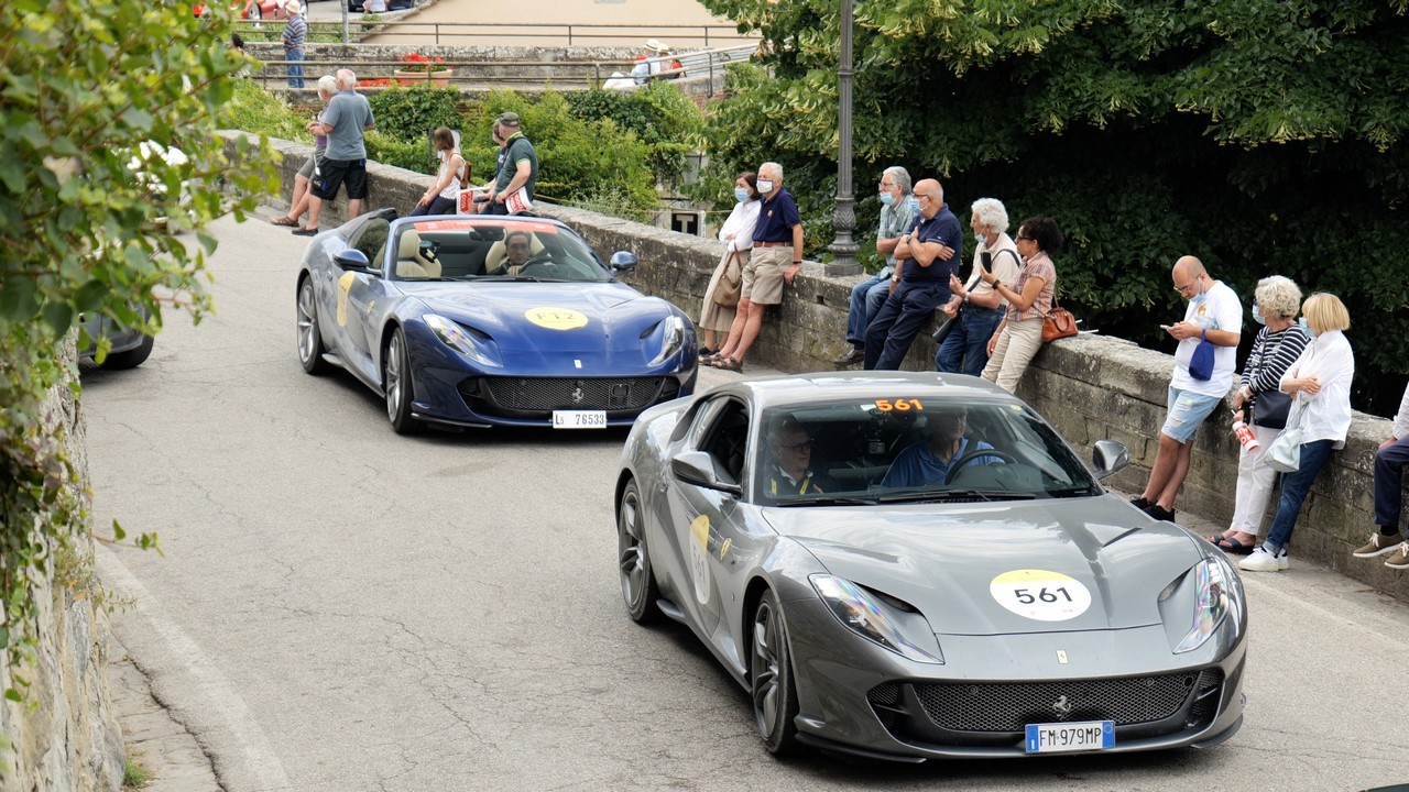 1000 Miglia: il Ferrari Tribute con la 812 GTS