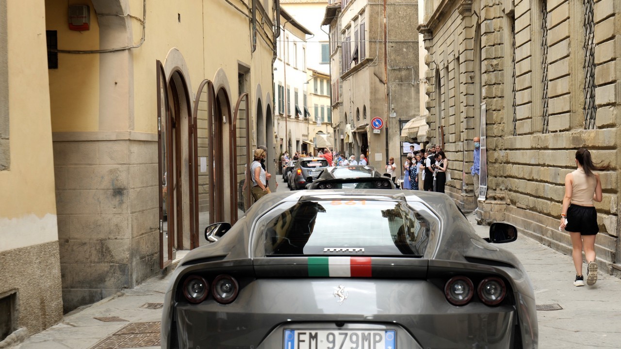 1000 Miglia: il Ferrari Tribute con la 812 GTS