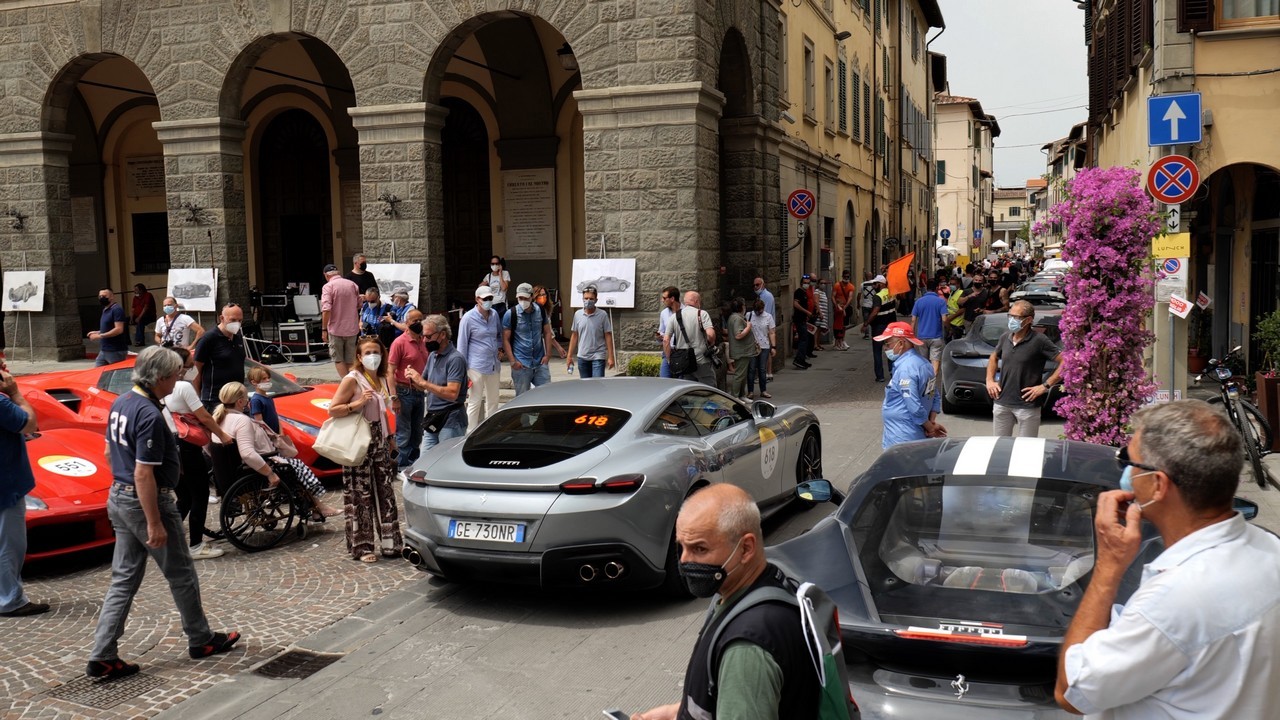 1000 Miglia: il Ferrari Tribute con la 812 GTS