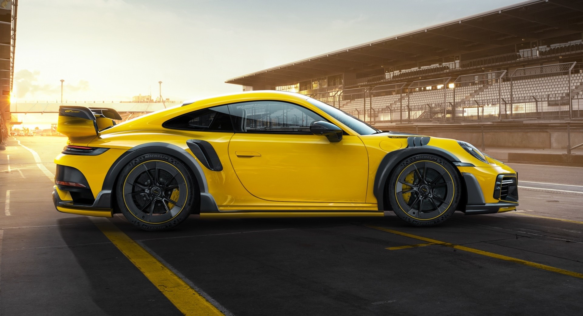 Porsche 911 (992) Turbo by Techart