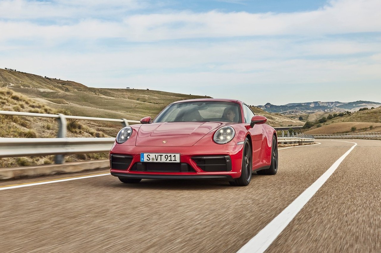 Porsche 911 (992) GTS: immagini ufficiali