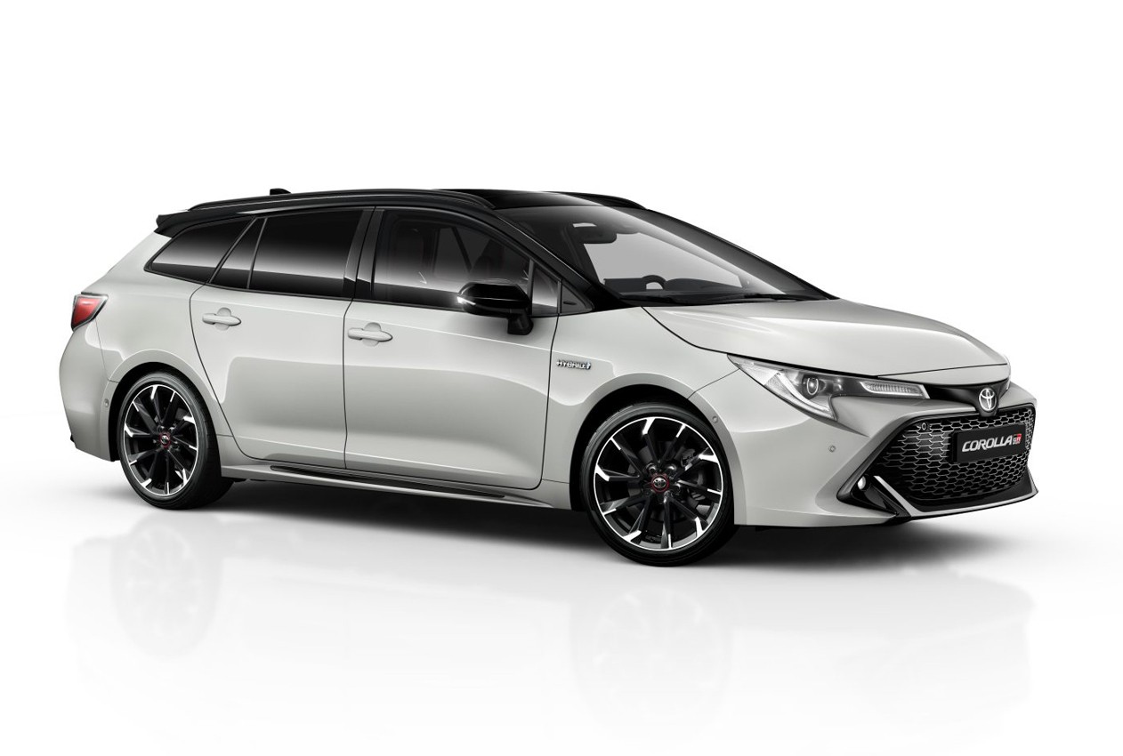 Toyota Corolla Touring Sports GR Sport: immagini ufficiali