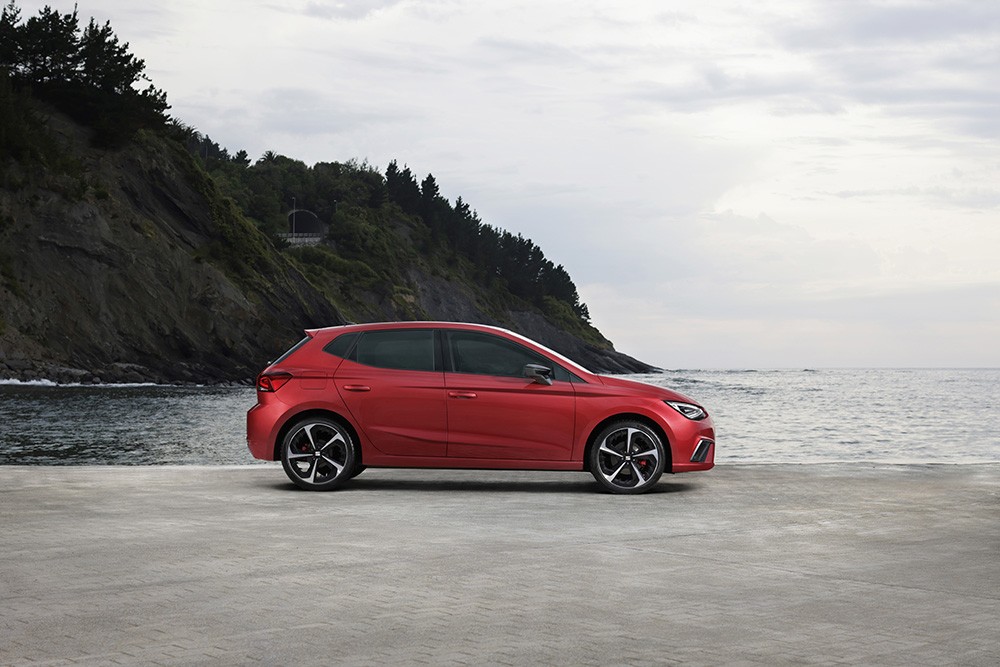 Seat Ibiza restyling: nuove immagini ufficiali