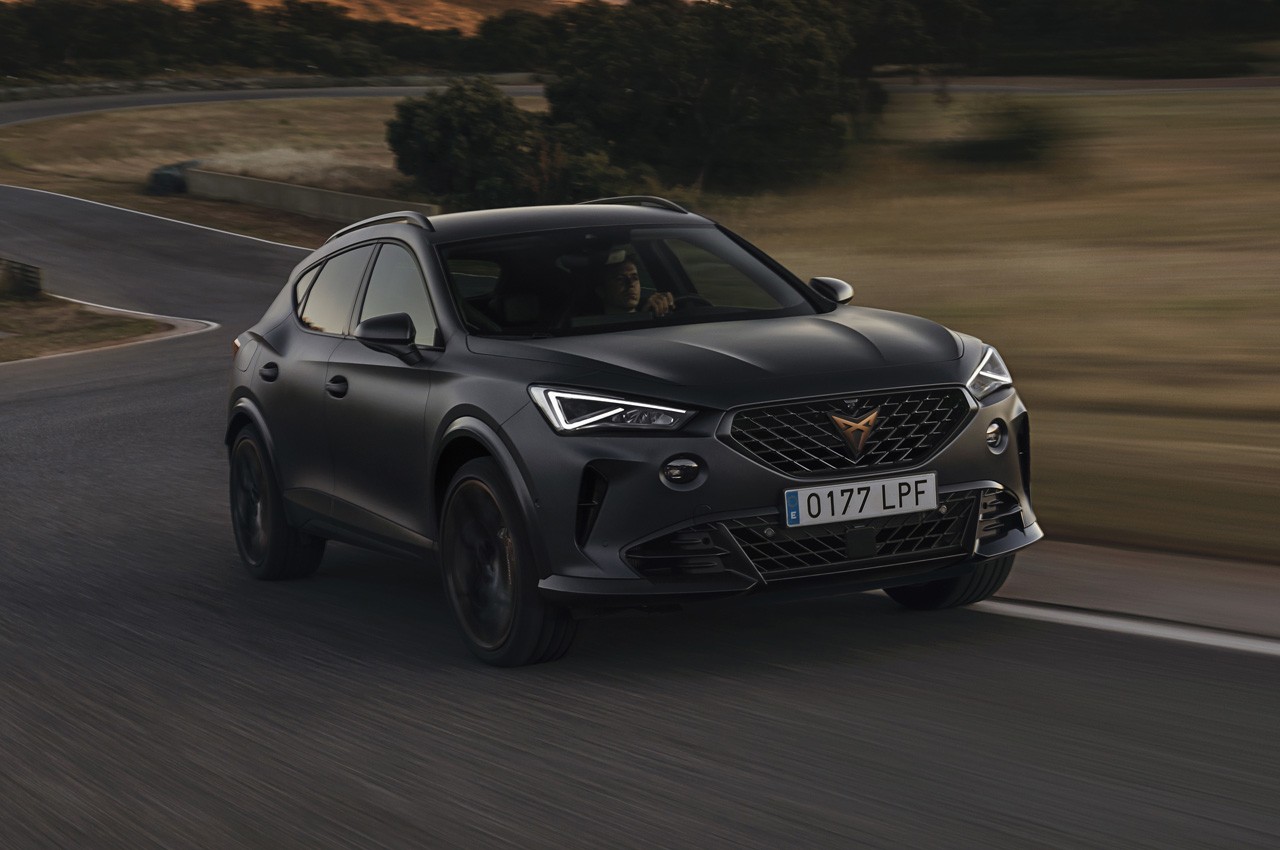 Cupra Formentor VZ5: la prova in pista