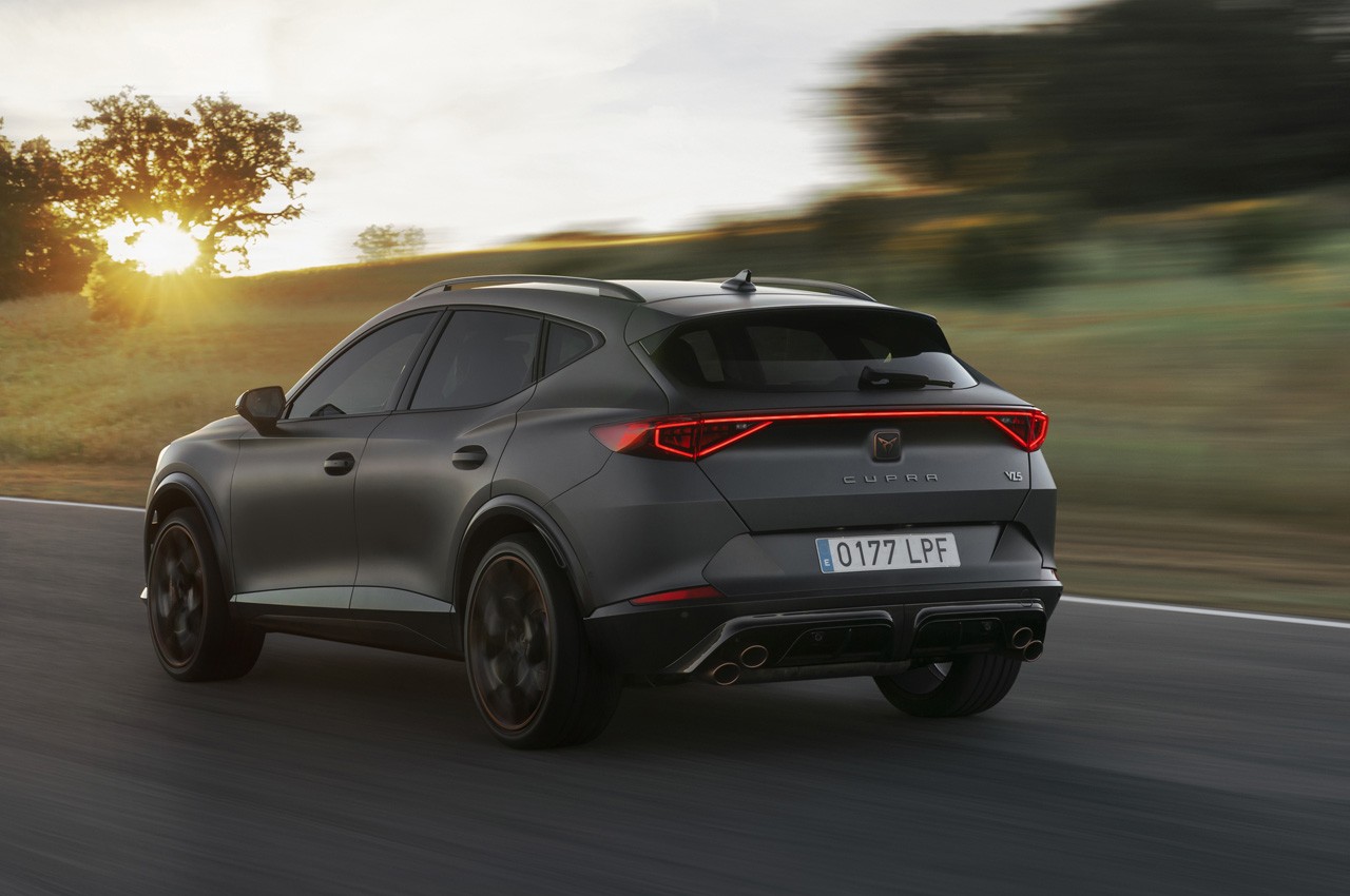 Cupra Formentor VZ5: la prova in pista