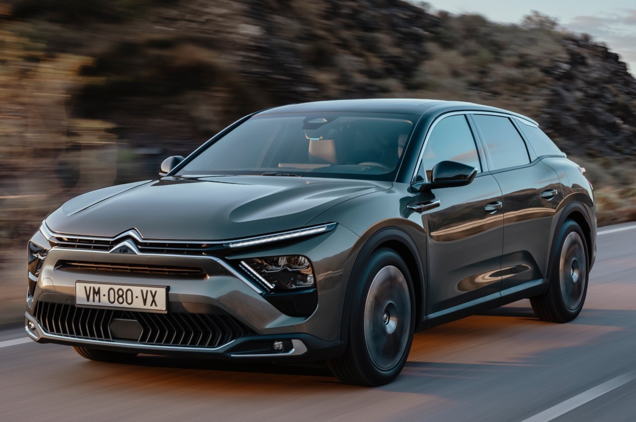 Citroen C5 X: nuove immagini ufficiali