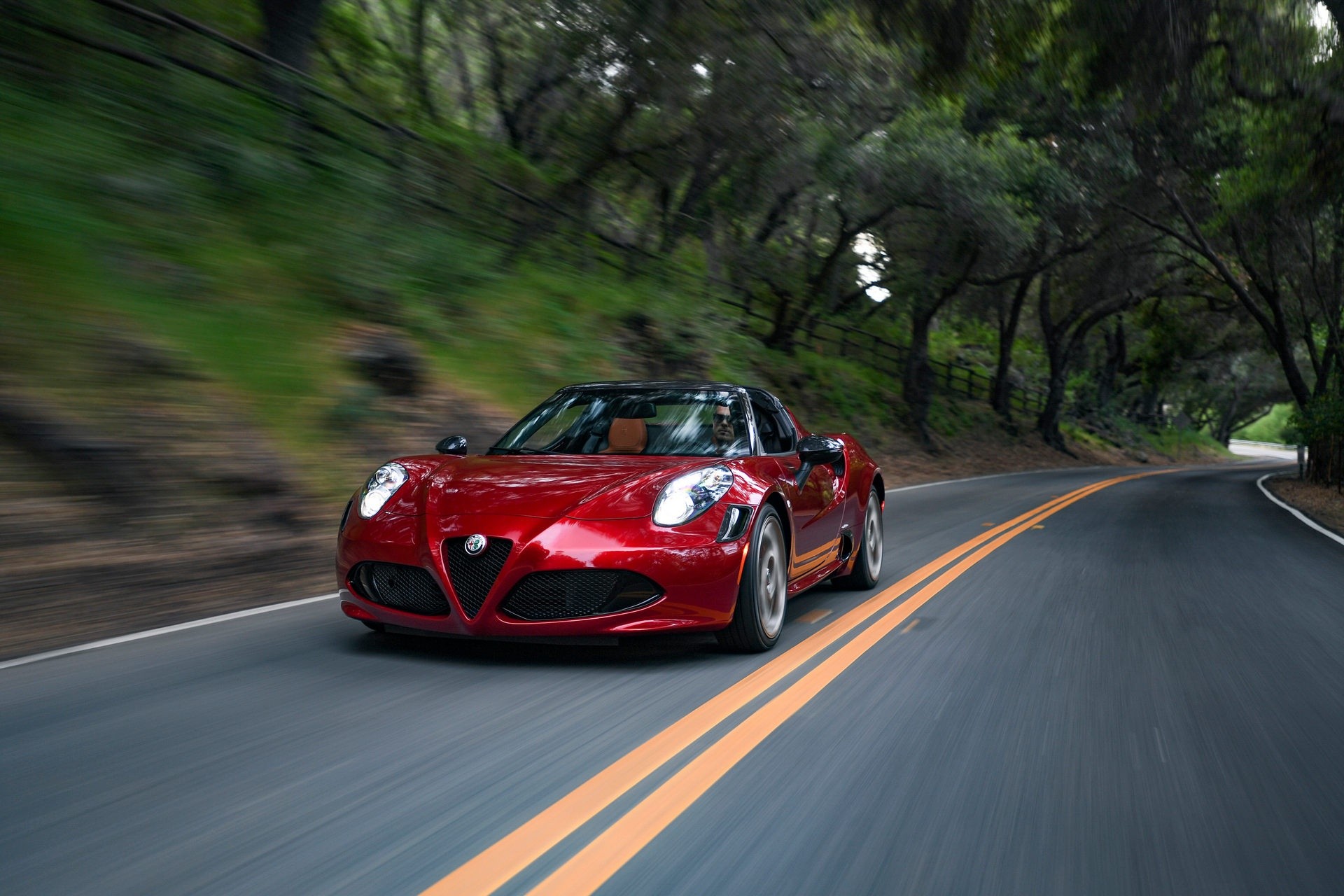 Alfa Romeo 4C 33 Stradale Tributo: 15 esemplari per l’Australia