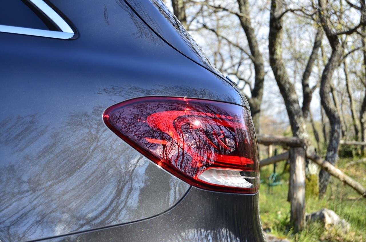 Mercedes-Benz GLC 300de 4Matic EQ Power: la prova su strada