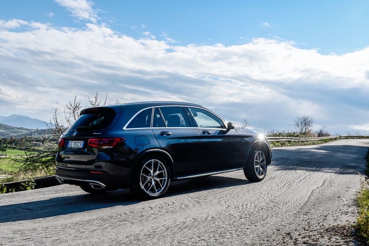 Mercedes-Benz GLC 300de 4Matic EQ Power: la prova su strada