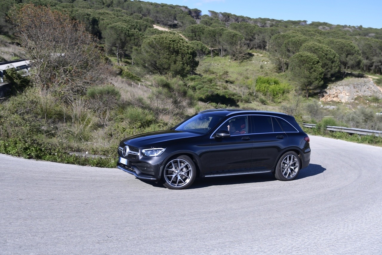 Mercedes-Benz GLC 300de 4Matic EQ Power: la prova su strada