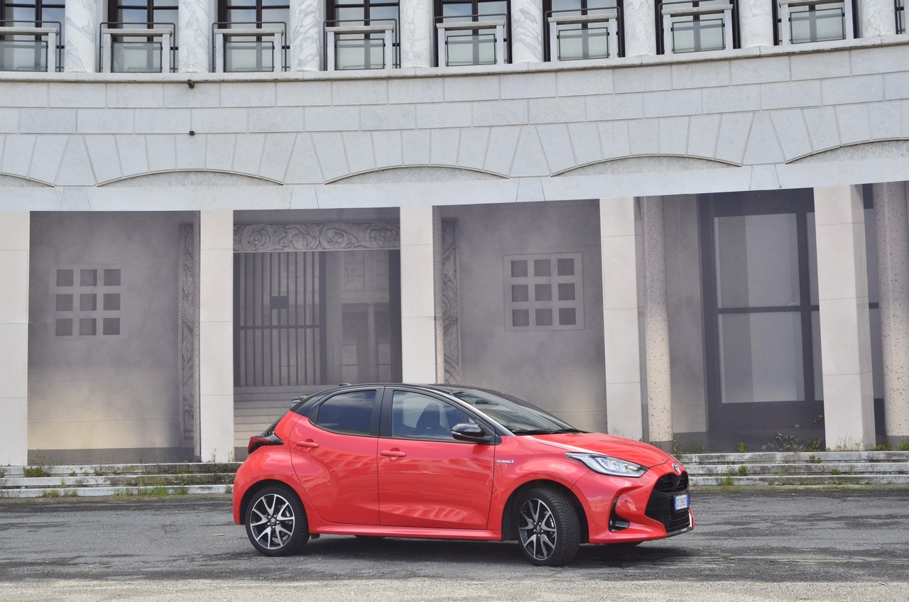 Toyota Yaris Hybrid: la prova su strada