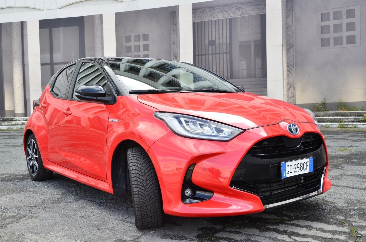 Toyota Yaris Hybrid: la prova su strada