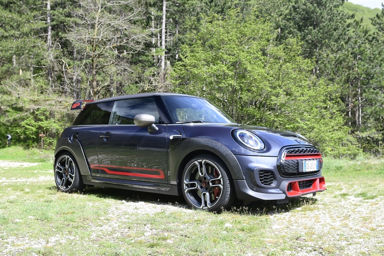 Mini John Cooper Works GP: la prova su strada