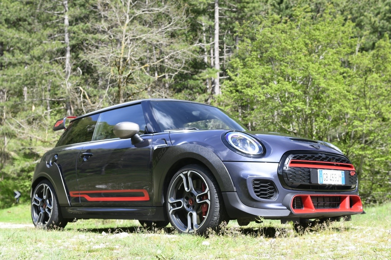 Mini John Cooper Works GP: la prova su strada