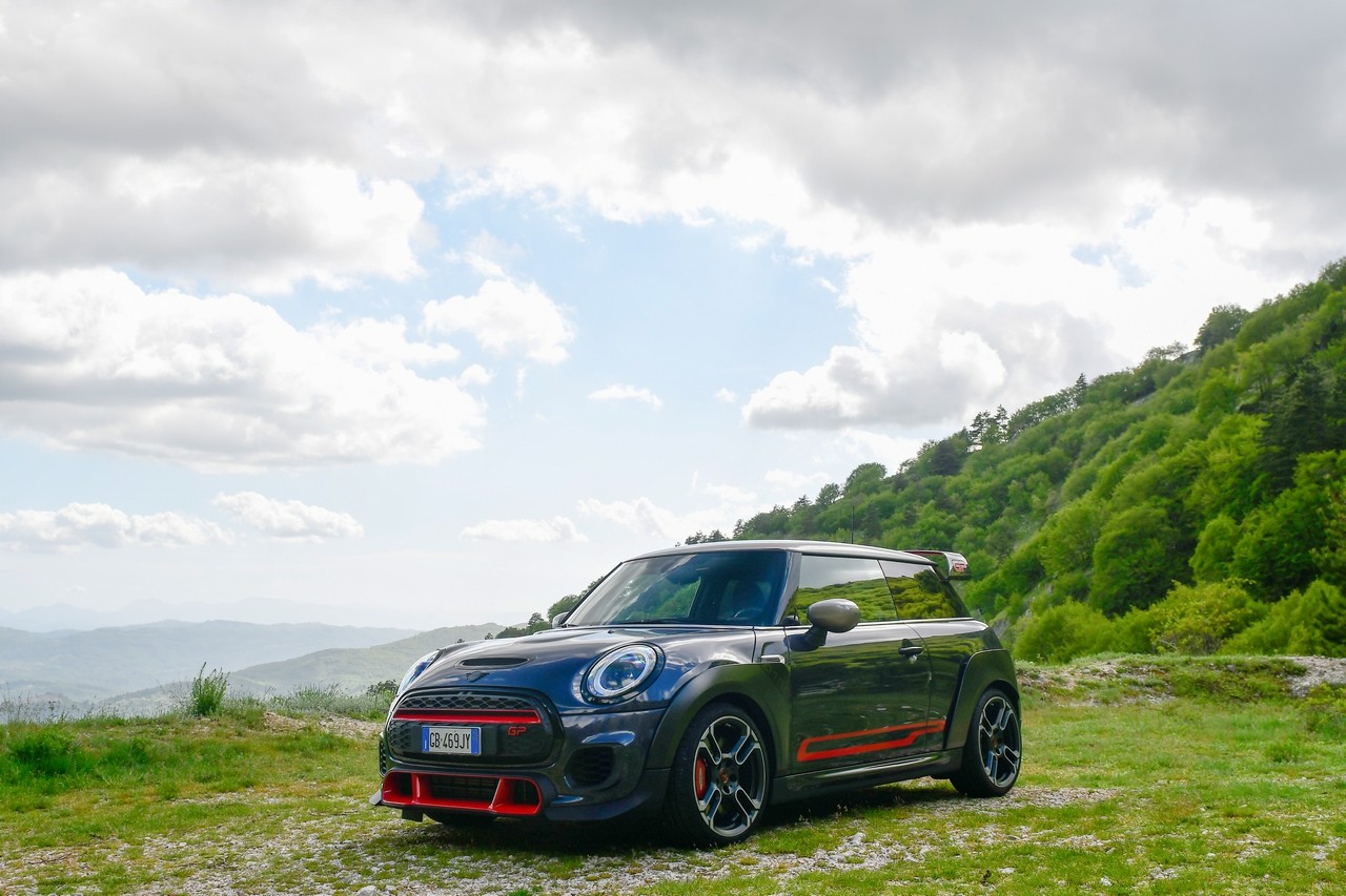 Mini John Cooper Works GP: la prova su strada