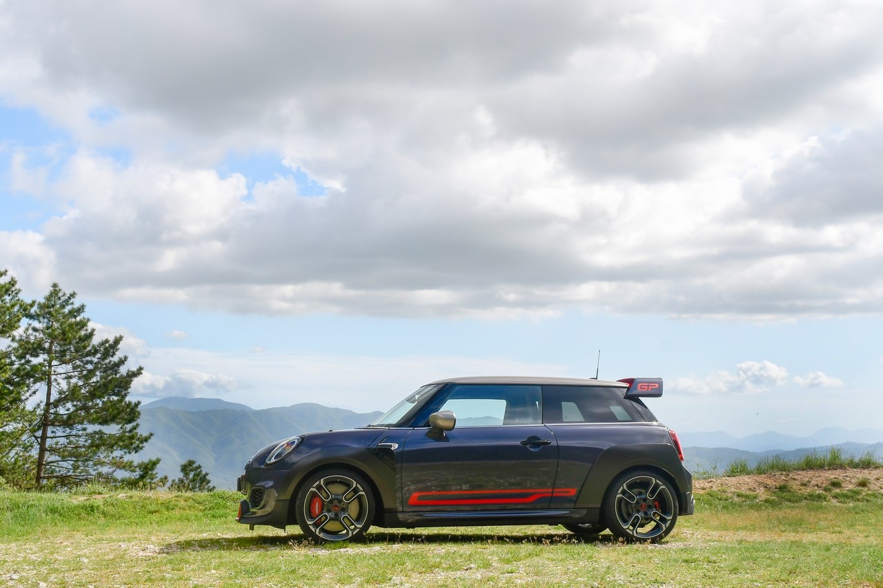 Mini John Cooper Works GP: la prova su strada