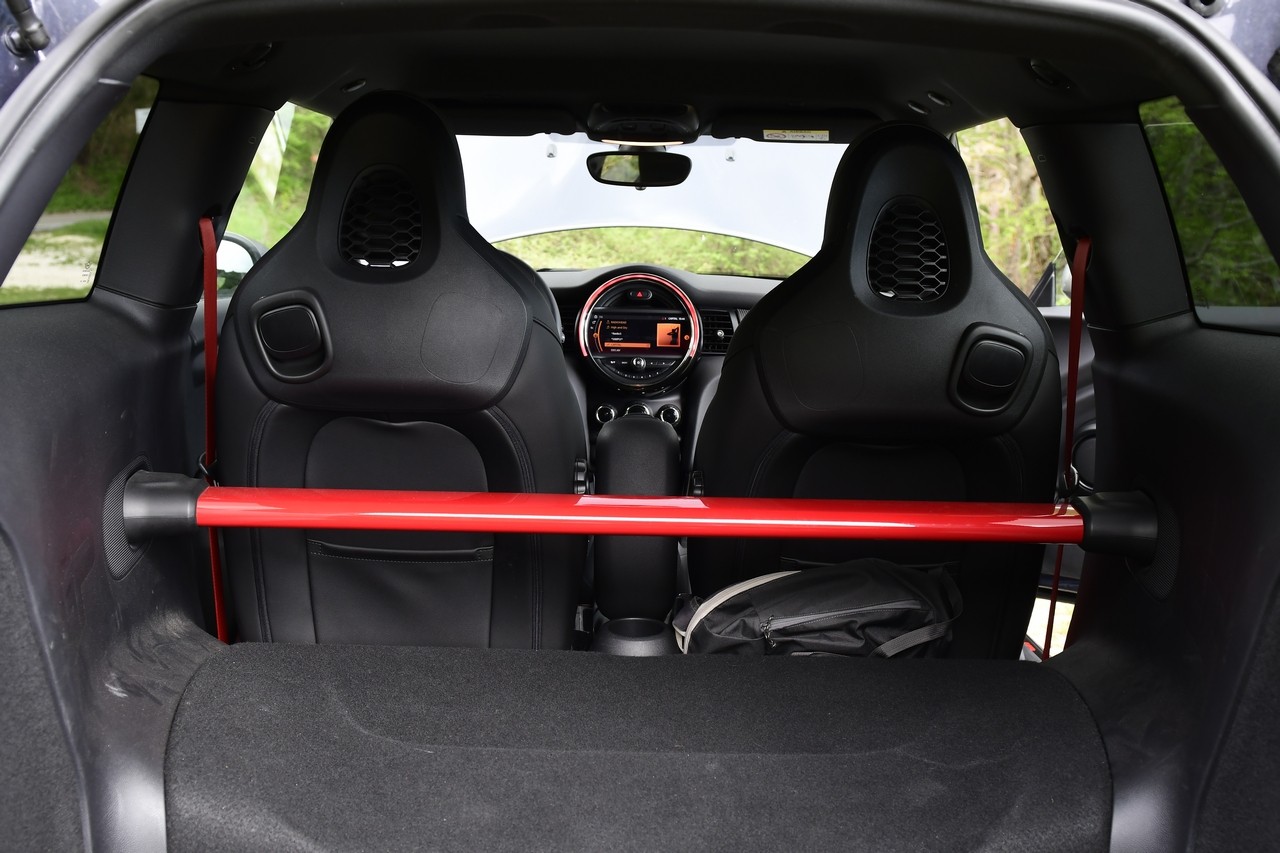 Mini John Cooper Works GP: la prova su strada