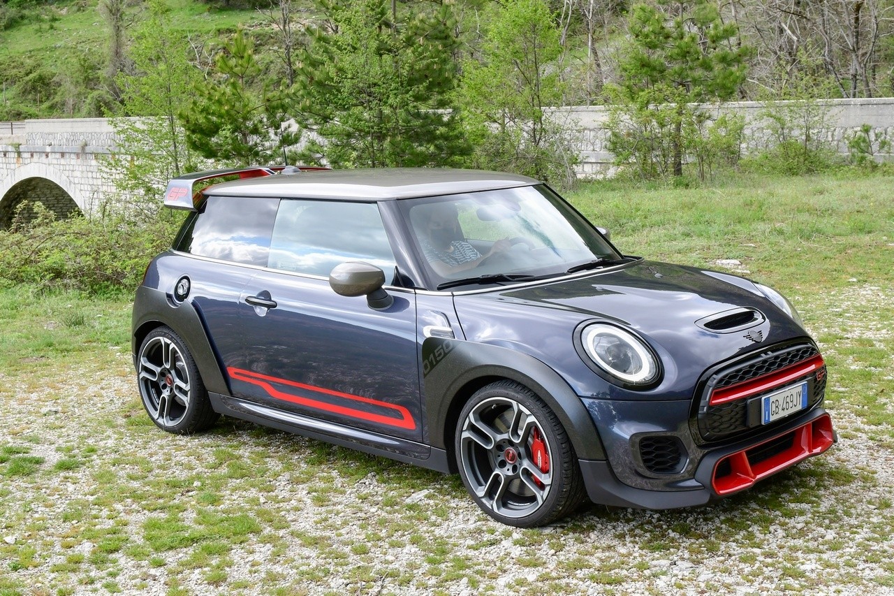 Mini John Cooper Works GP: la prova su strada