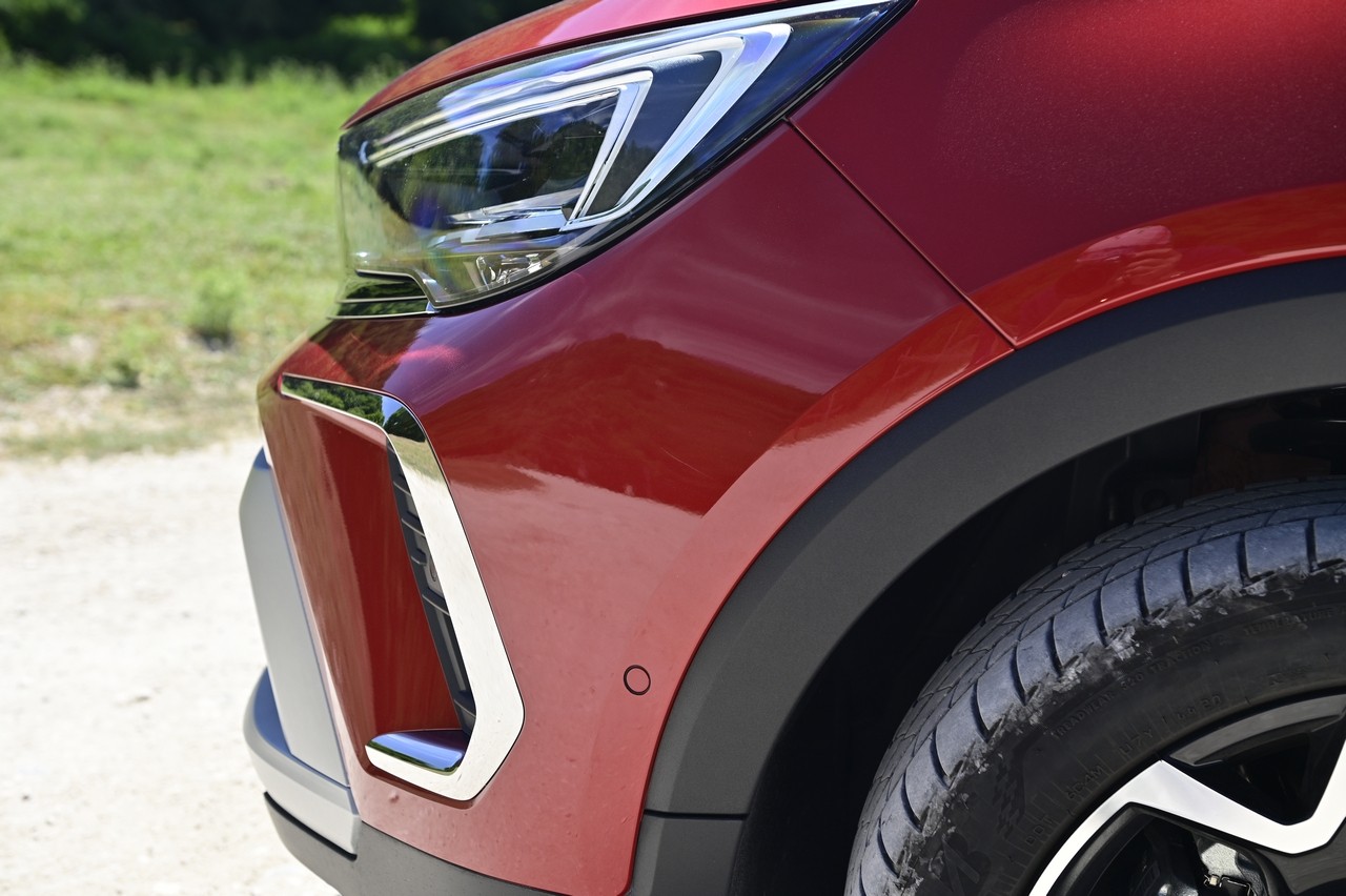 Opel Crossland 1.5 Ecotec Ultimate: la prova su strada