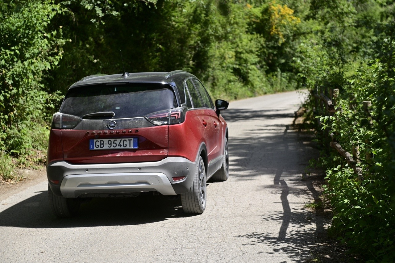 Opel Crossland 1.5 Ecotec Ultimate: la prova su strada