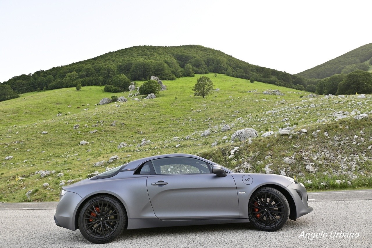 Alpine A110 S: la prova su strada