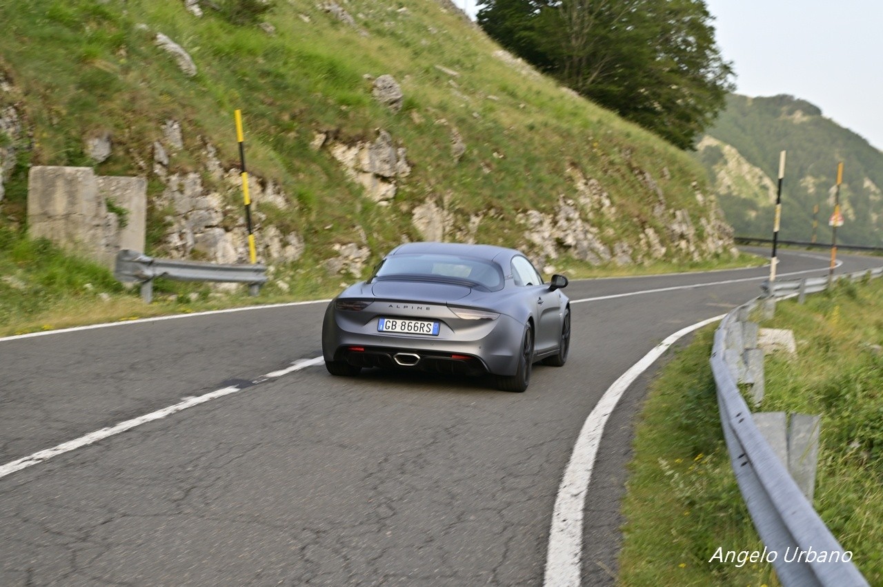 Alpine A110 S: la prova su strada