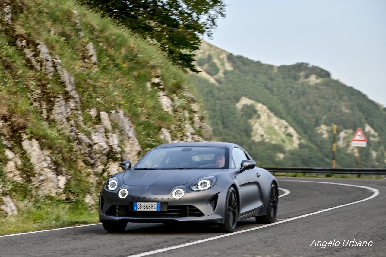 Alpine A110 S: la prova su strada