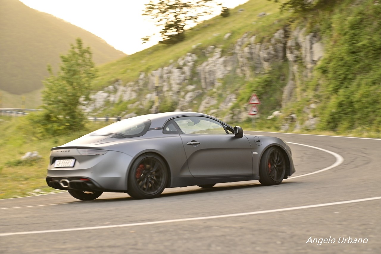 Alpine A110 S: la prova su strada