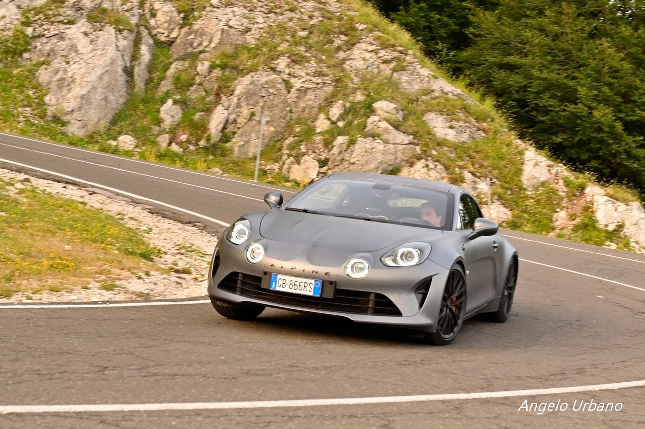 Alpine A110 S: la prova su strada