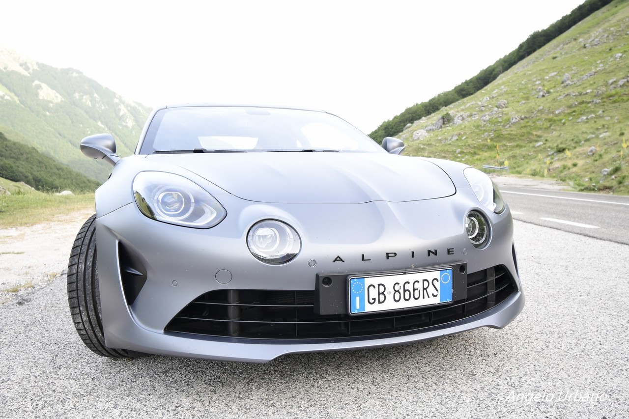 Alpine A110 S: la prova su strada