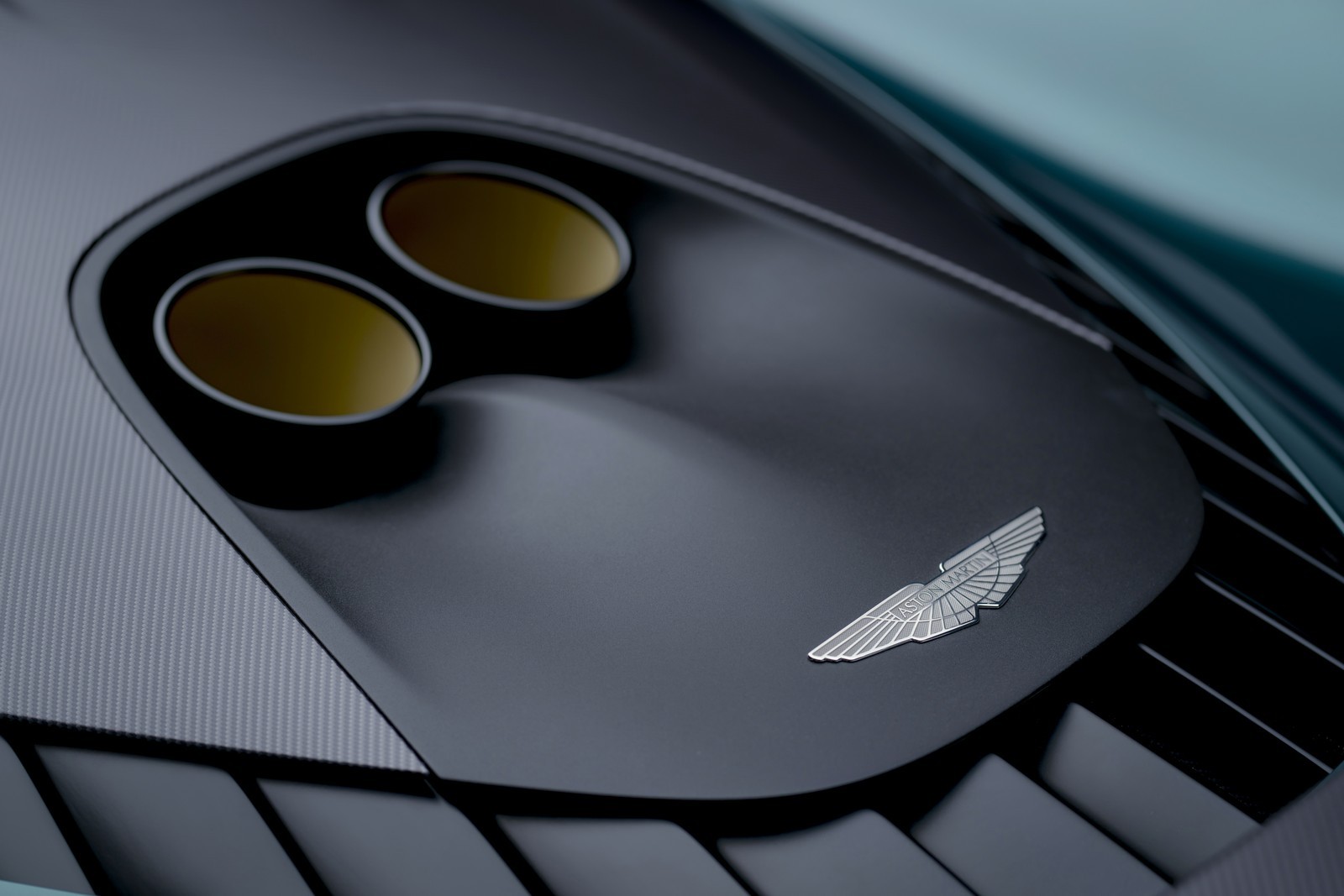 Aston Martin Valhalla 2021