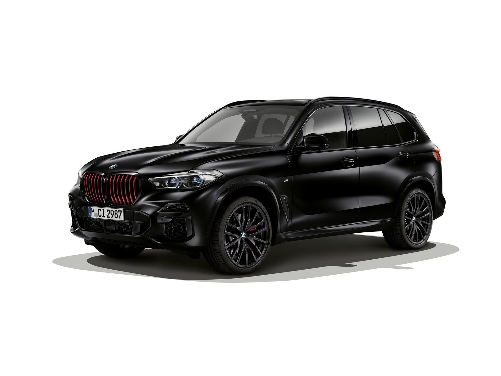 BMW X5 Black Vermilion, X6 Black Vermilion e X7 Frozen Black