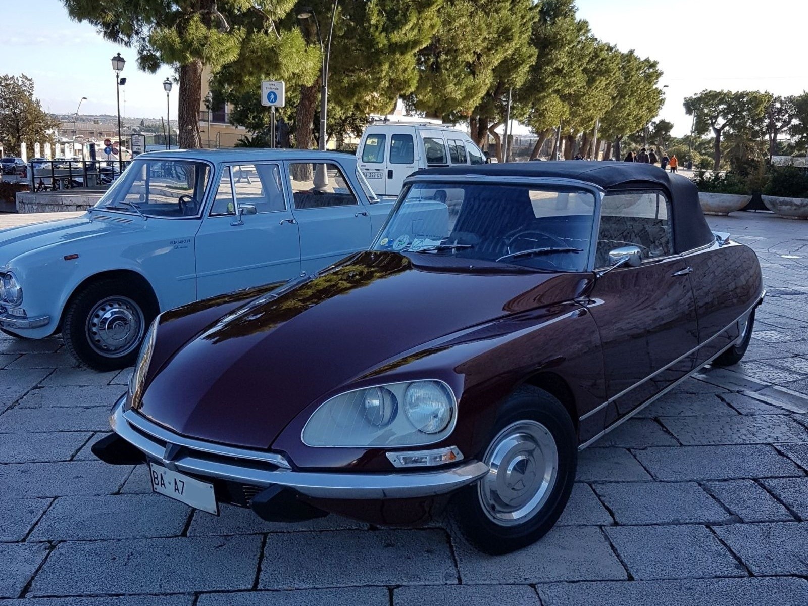 Citroen DS21 Decapotable e Citroen SM di Ennio Morricone