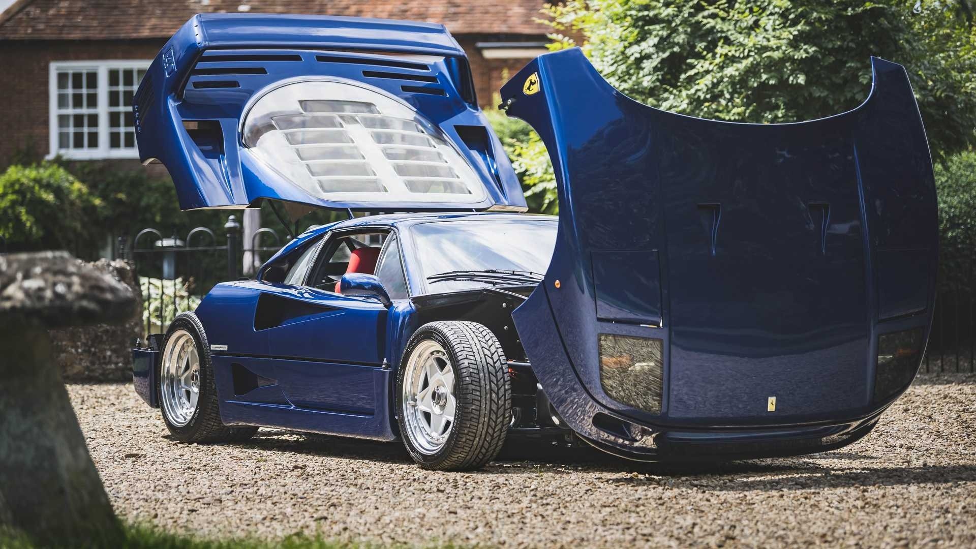 Ferrari F40 blu: venduta ad oltre 1 milione di sterline in un’asta online