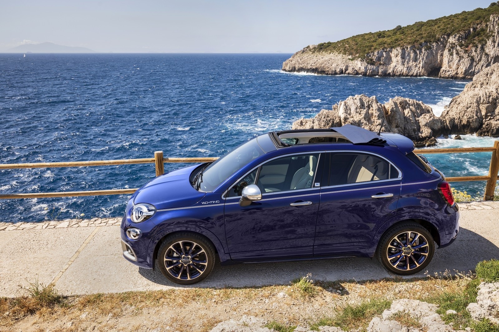 Nuova Fiat 500X Yachting: immagini ufficiali