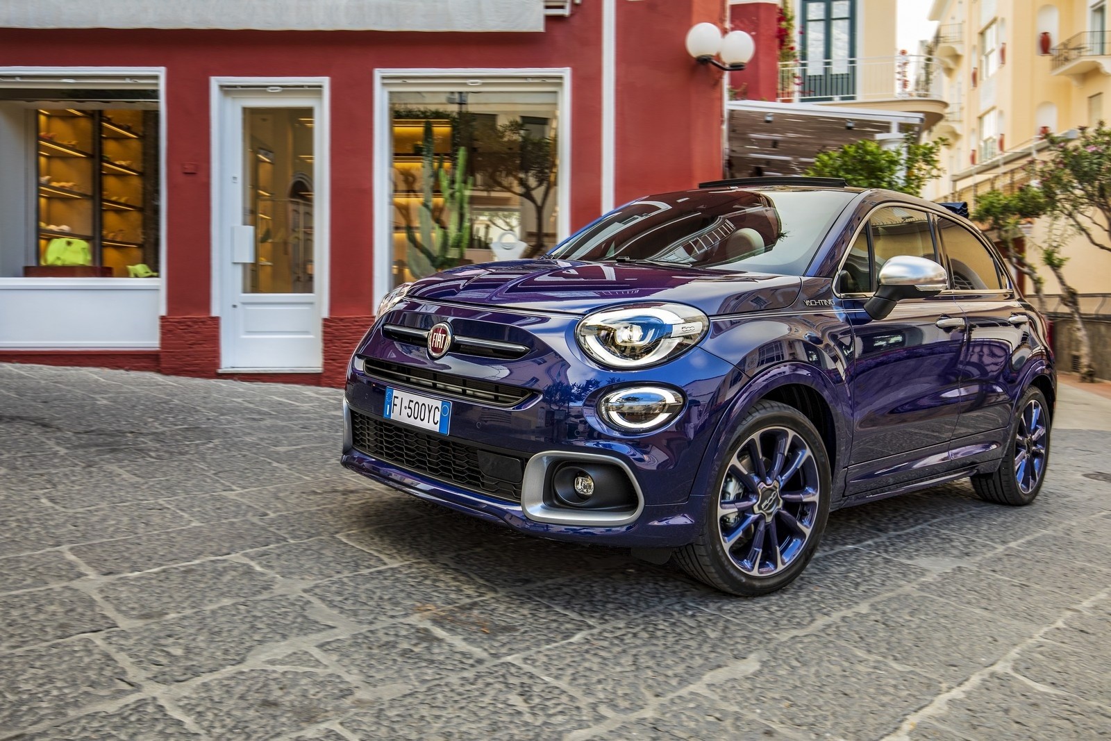 Nuova Fiat 500X Yachting: immagini ufficiali