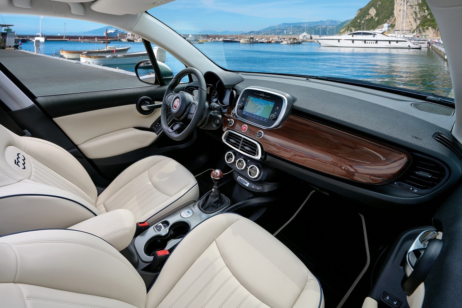 Nuova Fiat 500X Yachting: immagini ufficiali