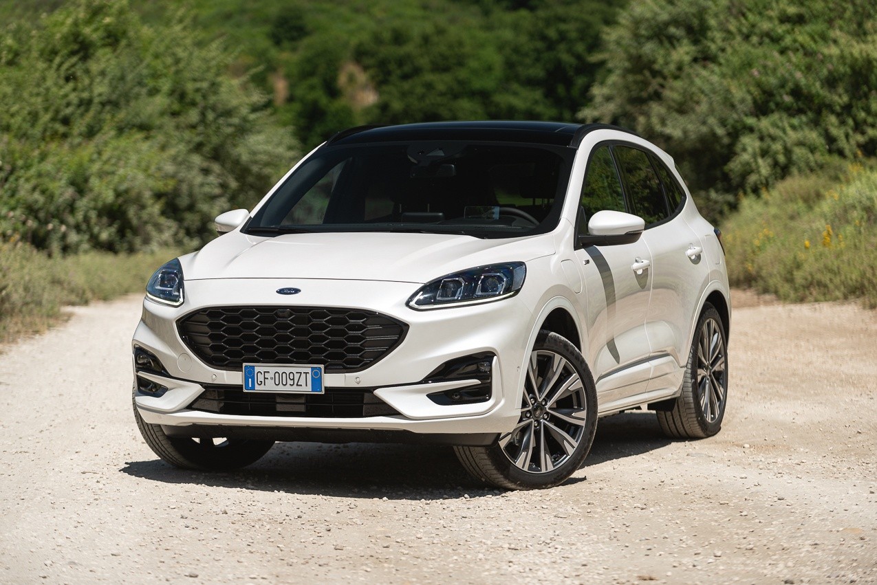 Ford Kuga ST-Line X 2.5 PHEV: prova su strada