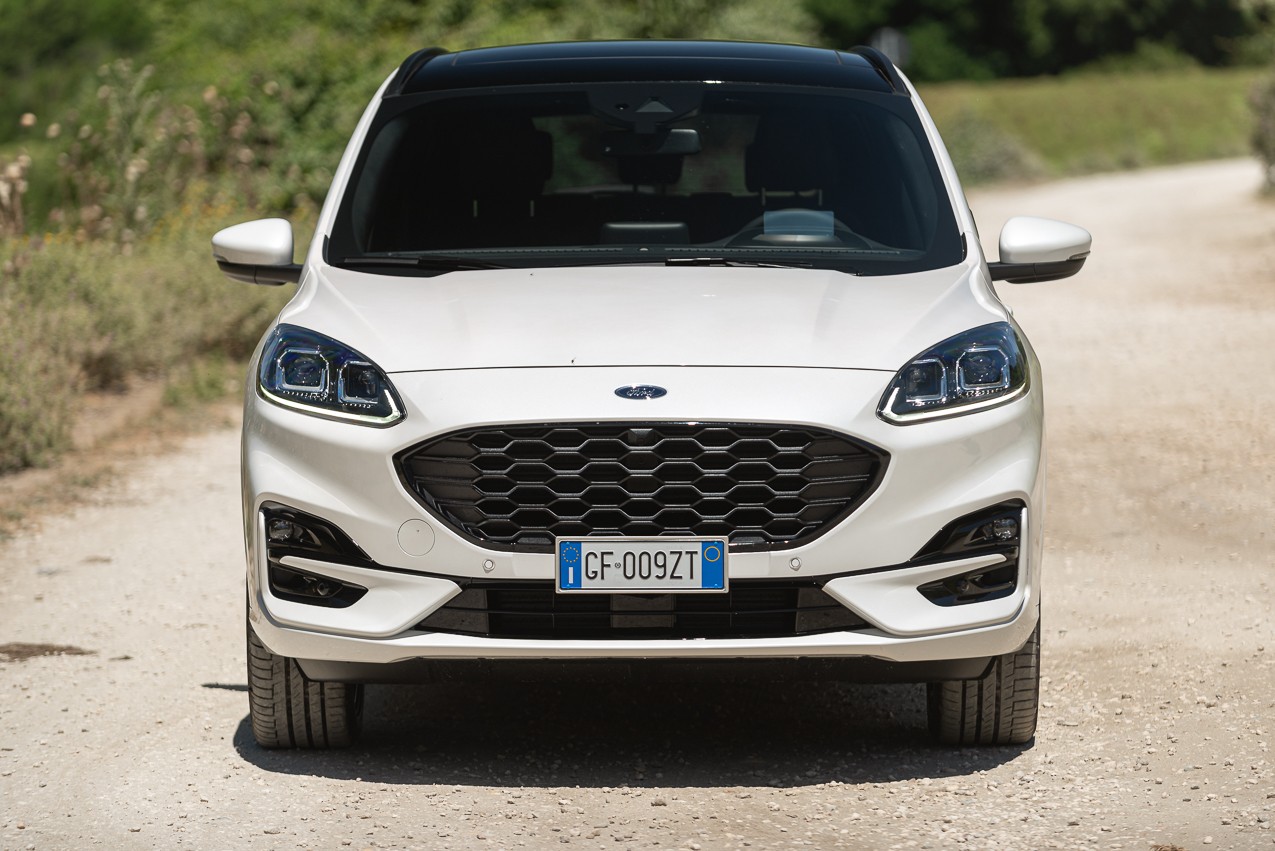 Ford Kuga ST-Line X 2.5 PHEV: prova su strada