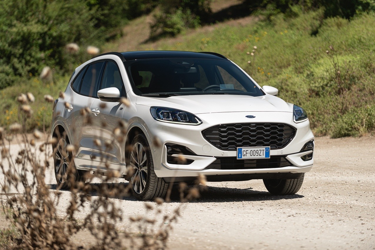 Ford Kuga ST-Line X 2.5 PHEV: prova su strada