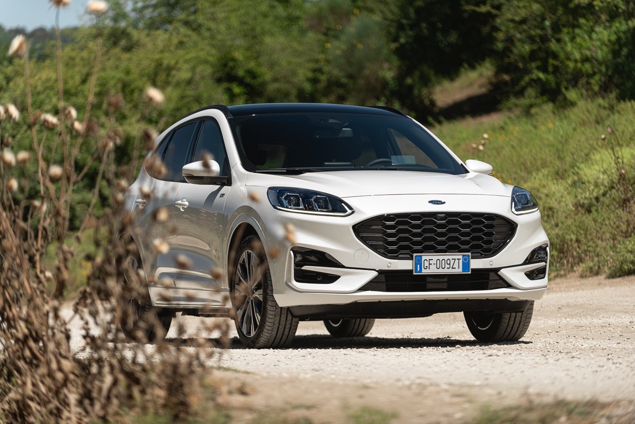 Ford Kuga ST-Line X 2.5 PHEV: prova su strada